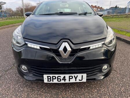 RENAULT CLIO 1.5 Dynamique S MediaNav dCi 90 EDC Auto