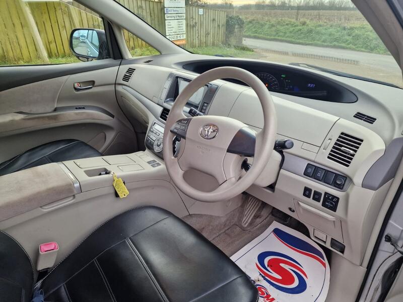 TOYOTA 4-RUNNER