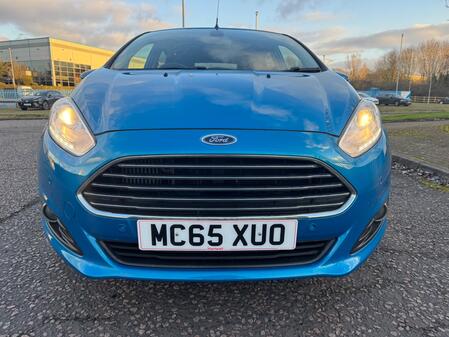 FORD FIESTA 1.0 T EcoBoost Titanium