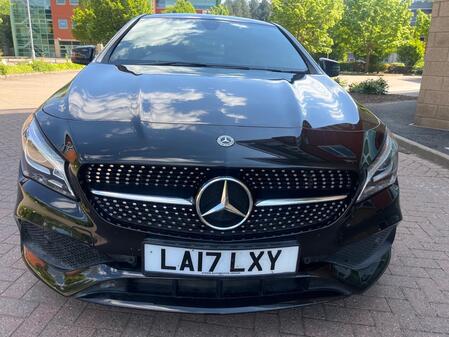 MERCEDES-BENZ CLA 2.1 CLA220d AMG Line